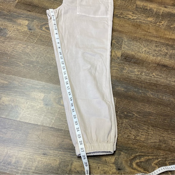 American Eagle AE Jogger Pants Jeans Size 10 Khaki Beige Drawstring - Picture 11 of 11